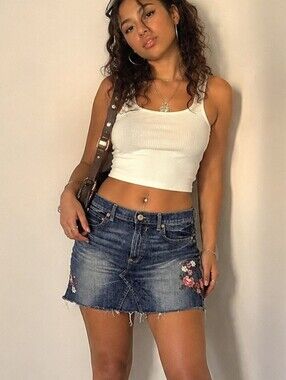 Express Denim Mini Skirt Sz 8 Med Wash 5 Pocket Floral Embroidered 90s Y2K